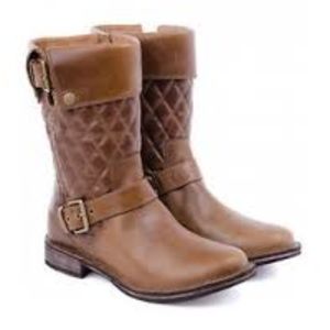 Ugg Conor Boots